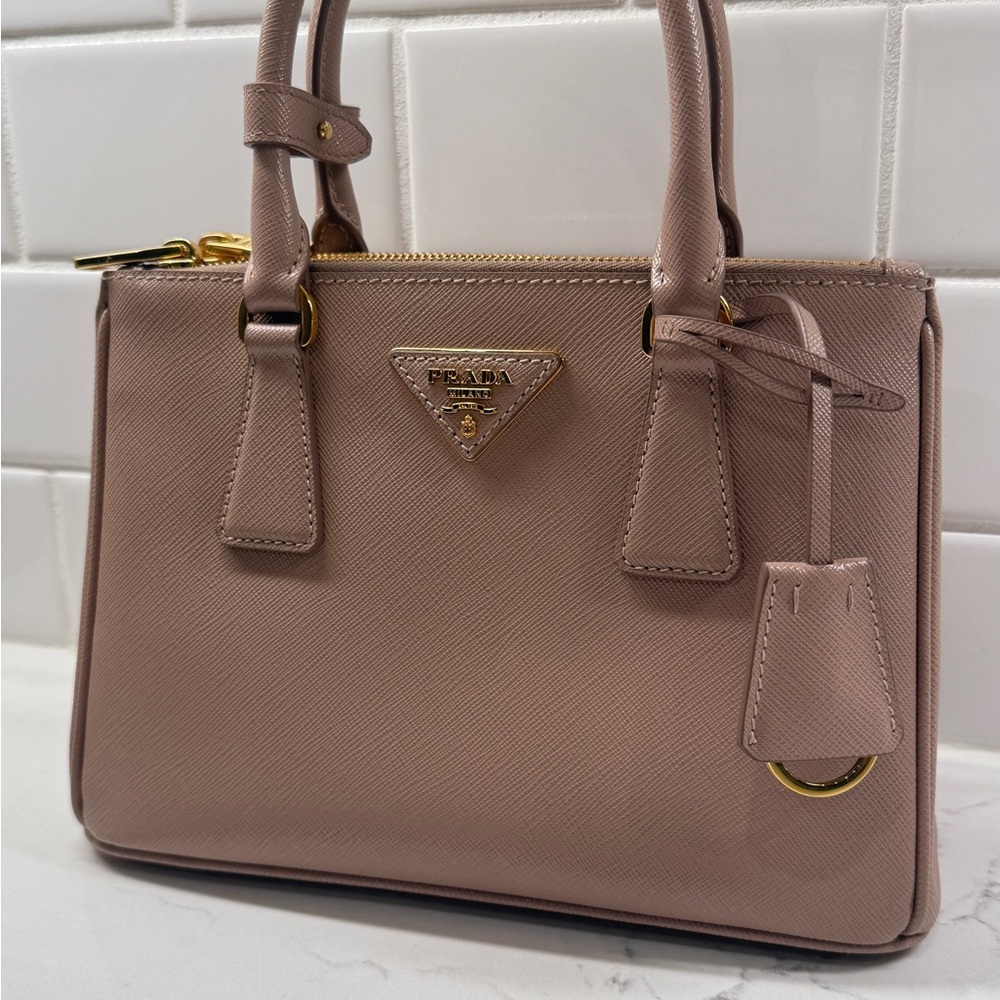 MINT CONDITION Prada SMALL Galleria Saffiano Leather Handbag